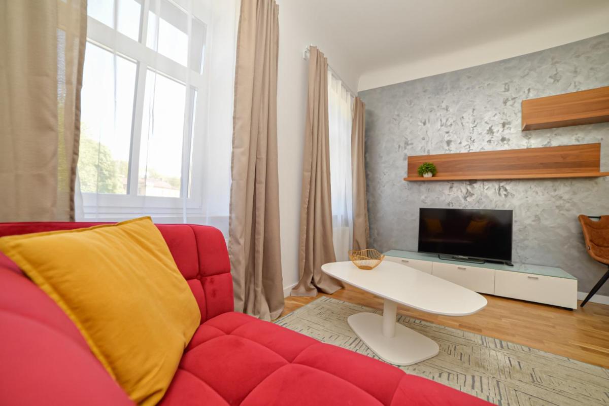 Homly S22 Apartment Riga Room photo